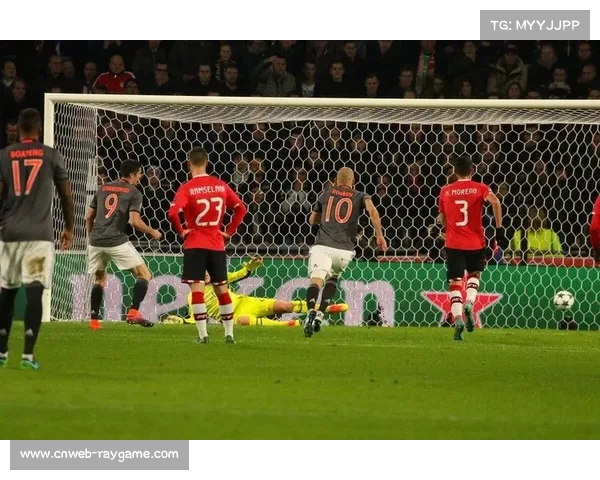 埃因霍温1-2不敌拜仁慕尼黑，荷兰球队主场顽强抵抗